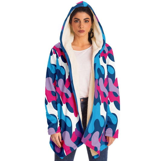 Camouflage Pattern Luxurious Cloak / Made from an ultra-soft premium microfiber