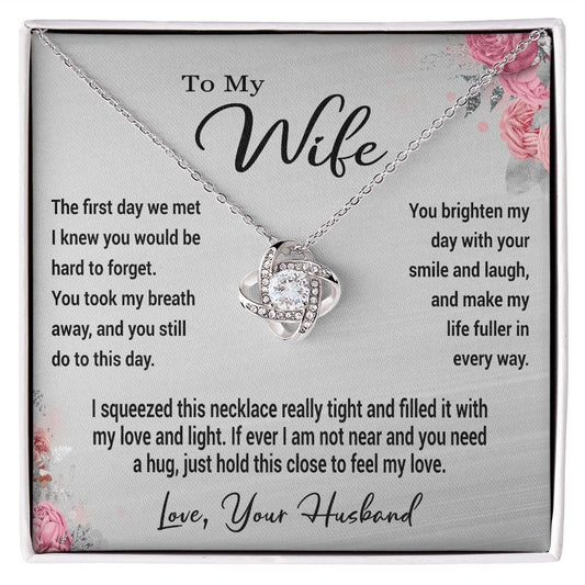 To My Wife Gift Necklace, Love Knot Pendant Necklace with Message Card